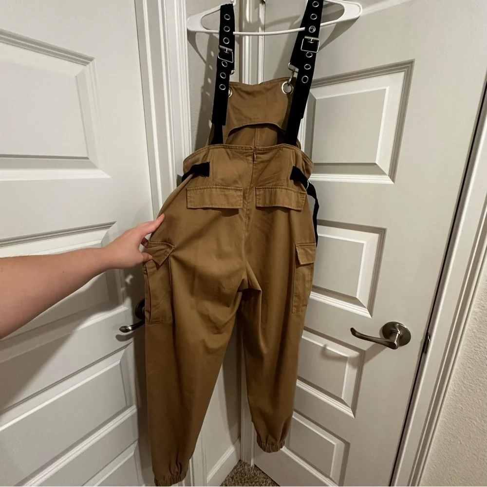 Women's Tan Overalls very flattering and adjustable Small - Picture 2 of 4
